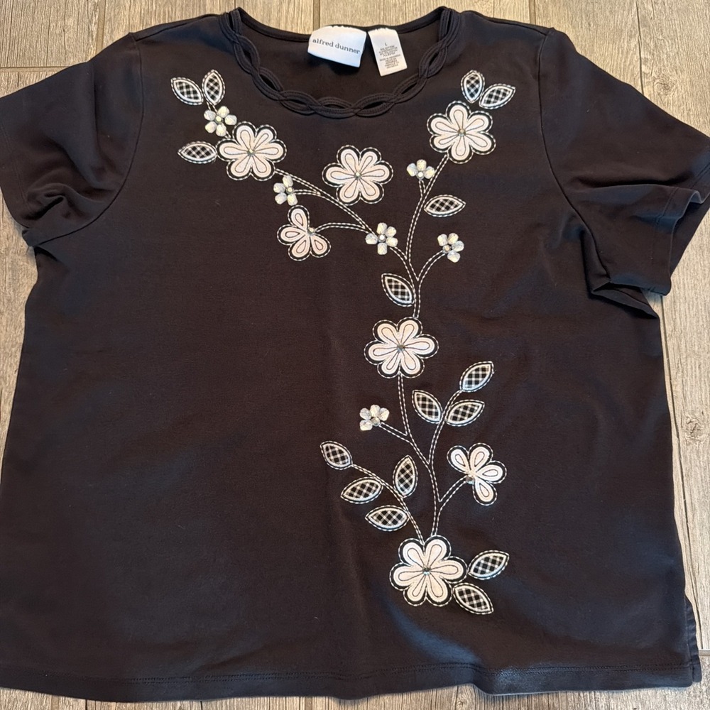 Alfred Dunner Top Womens Large Black Floral Embroidered Beaded Short Sleeve 0007
